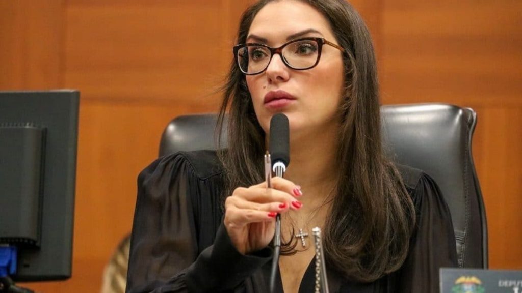 Janaina Riva defende Flávio Negação e chama atenção de Prefeita Eliene após áudio polêmico