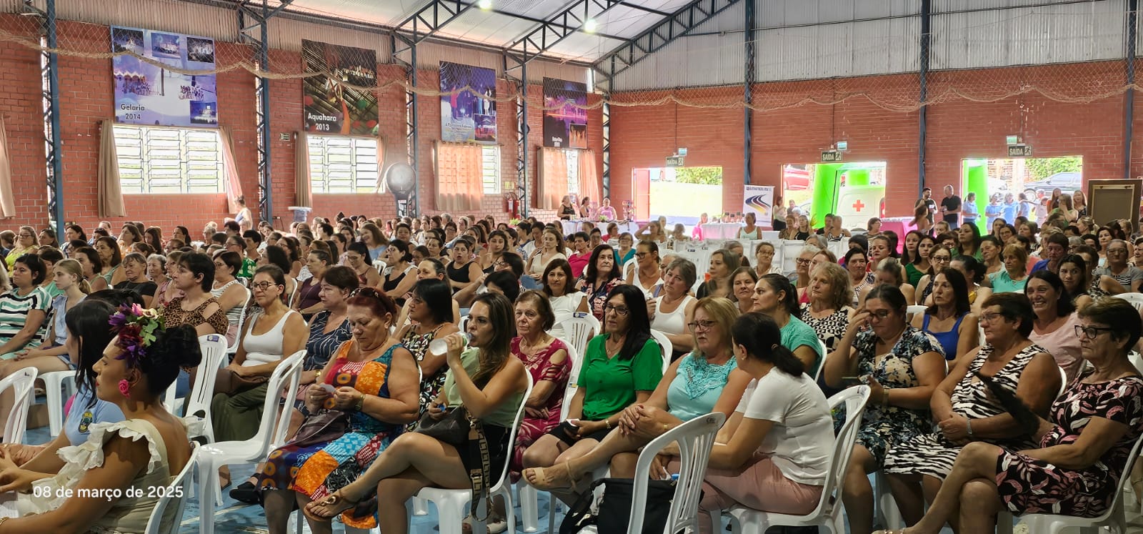 Encontro Municipal de Mulheres em Barra Funda