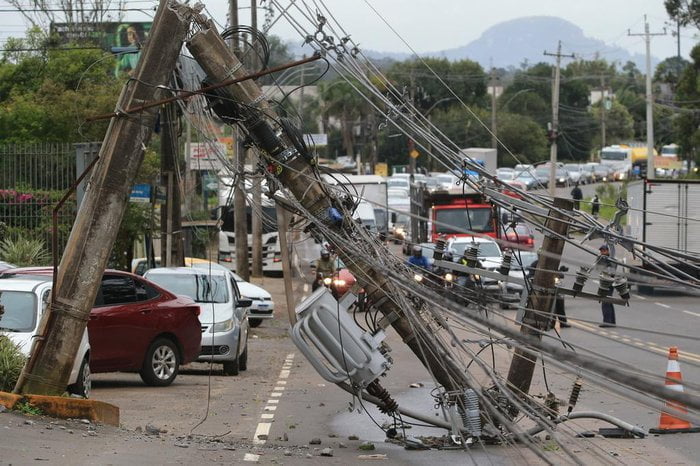 Temporal com granizo no RS teve ventos de até 120 km/h e afetou quase 18 mil pessoas